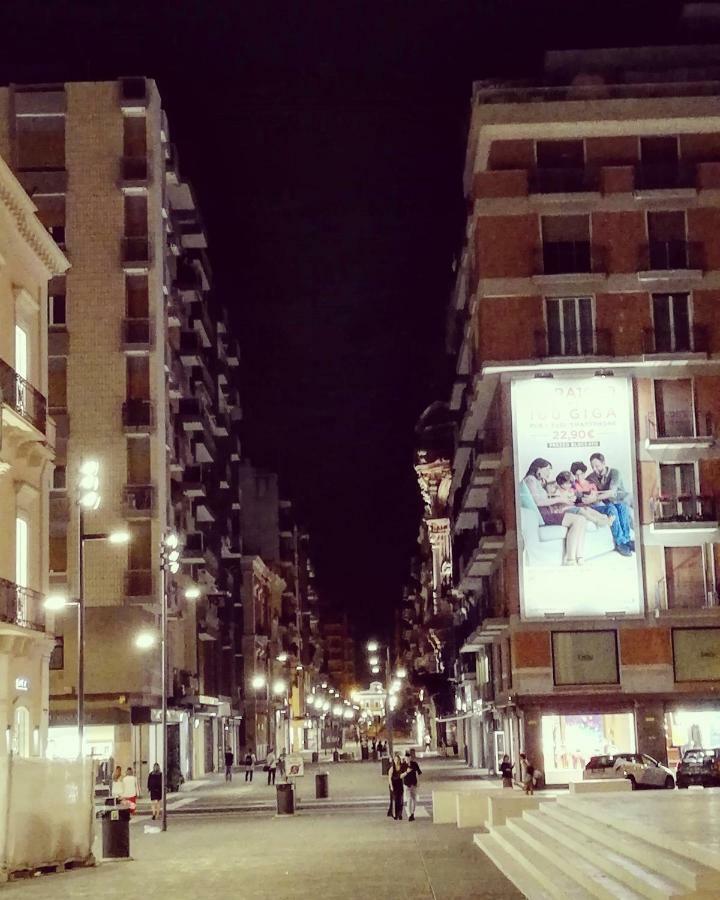 Апартаменты Dimora San Ferdinando 2 Бари Экстерьер фото
